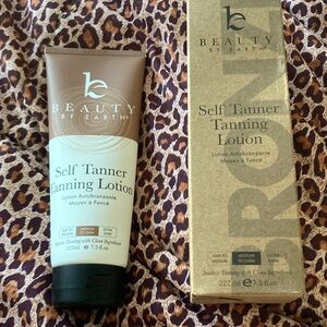 Beauty by Earth self tanner lotion NWT